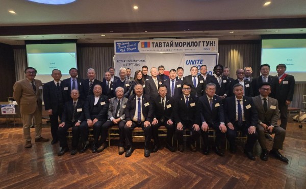 モンゴル イクウ・ウルグウロータリークラブ来訪